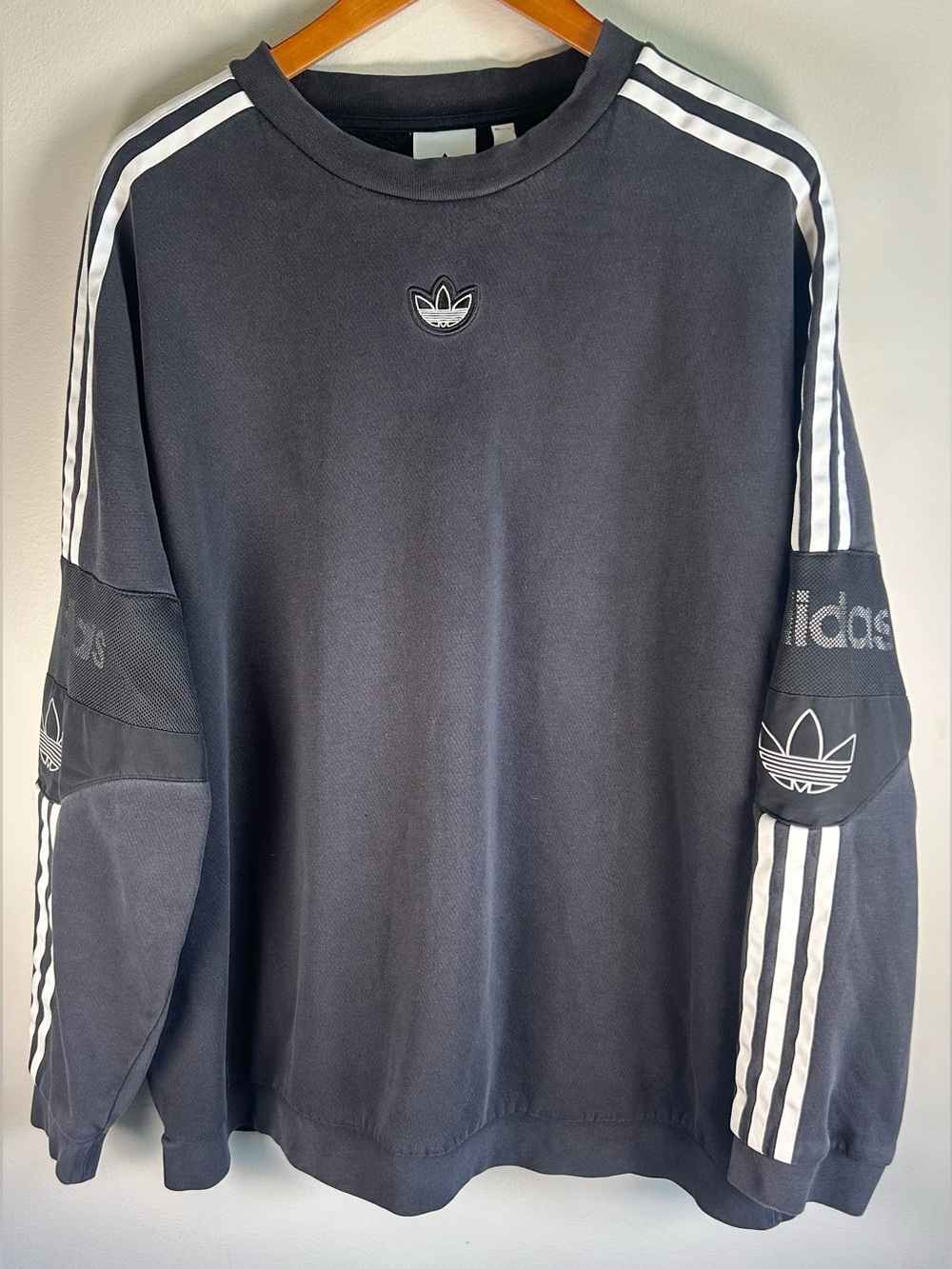 Adidas Originals Men’s TS Trefoil Sweatshirt Crew Neck Sweater XL Faded Black